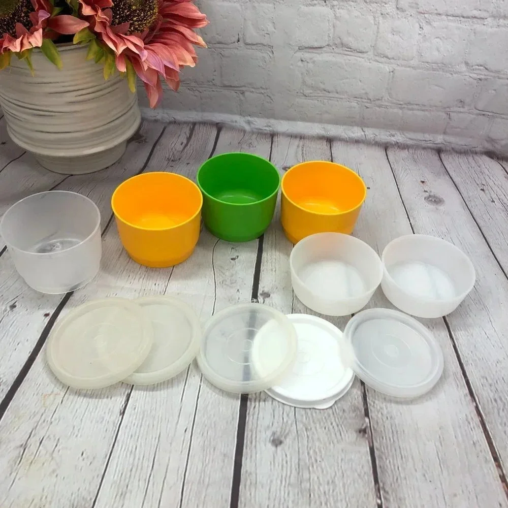 Vintage Tupperware SNACK CUP 4oz and OHAYO bowl